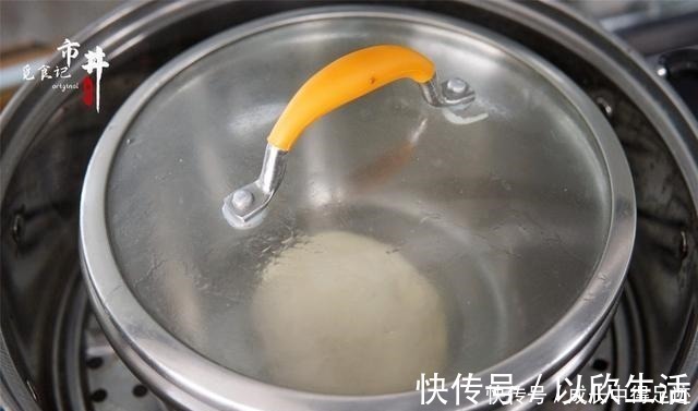 冬天蒸馒头，只用1个窍门，30分钟发满一盆面，馒头白胖又松软