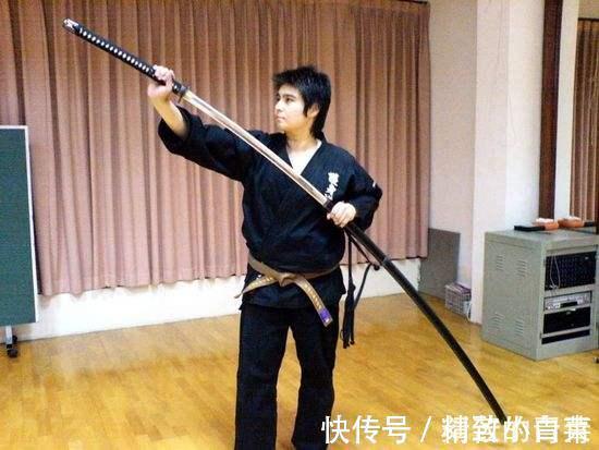 骑兵$上斩敌首, 下砍马头, 传闻中的古代斩马刀杀伤力究竟有多大