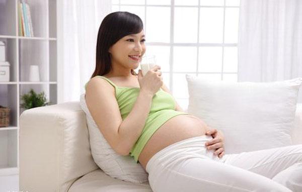 胎位|怀孕满七个月，四道关卡等在前方，熬过了，胎宝基本就能平安出生