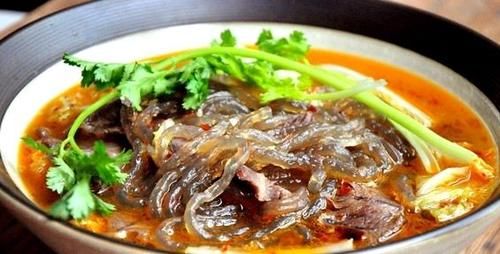  上桌|入口鲜香至极的下饭菜，越嚼越香，端上桌家人就着米饭，吃爽了！