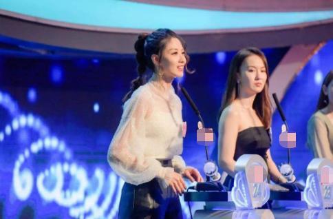 《非誠(chéng)勿擾》無(wú)臂女孩與小伙牽手成功后,下臺(tái)被甩的她現(xiàn)在如何