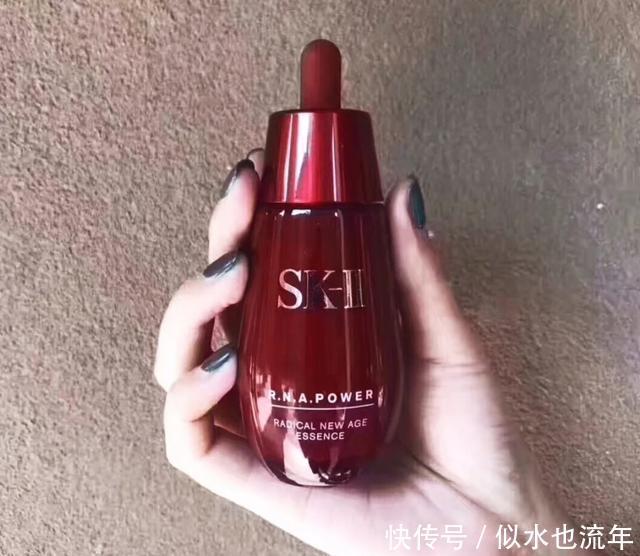 肌肤|肌肤暗沉毛孔粗大不要慌，这几款抗初老精华液有效保湿美白淡细纹