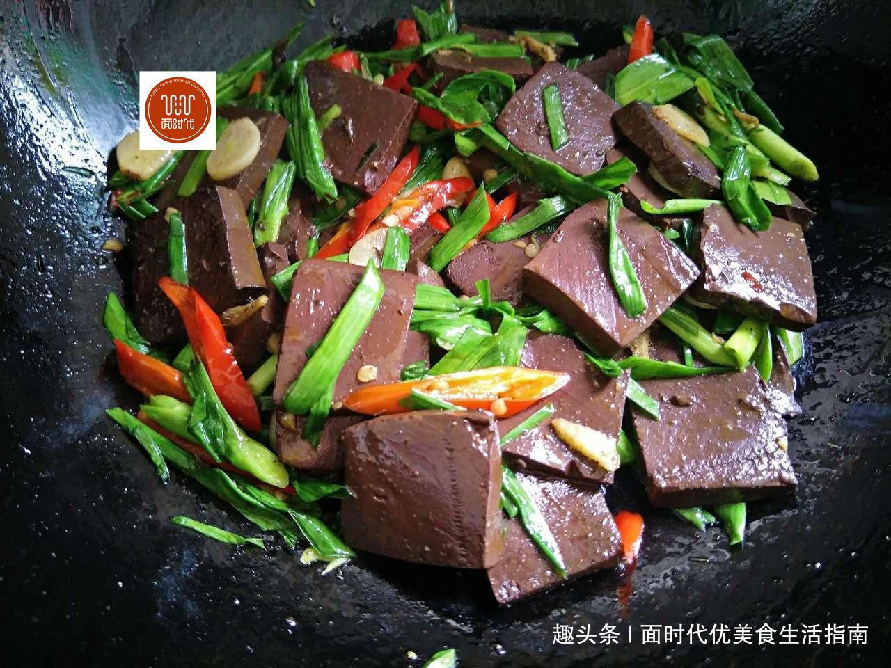 教你做个下饭菜,做法简单易学,比大鱼大肉好吃,十分过瘾