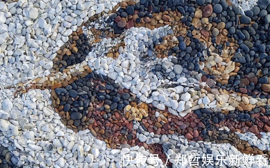 艺术家|艺术家用石头“作画”,再现传世经典,网友:我用笔都画不出来