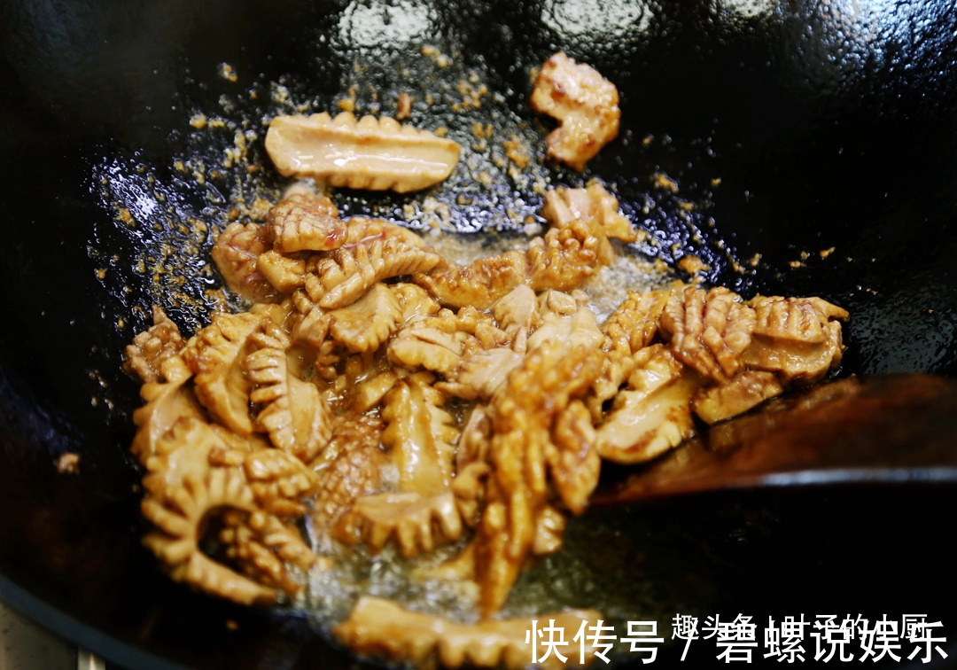 猪腰吃了几十年,第一次见如此去“筋膜”,以前总是“坑坑洼洼”