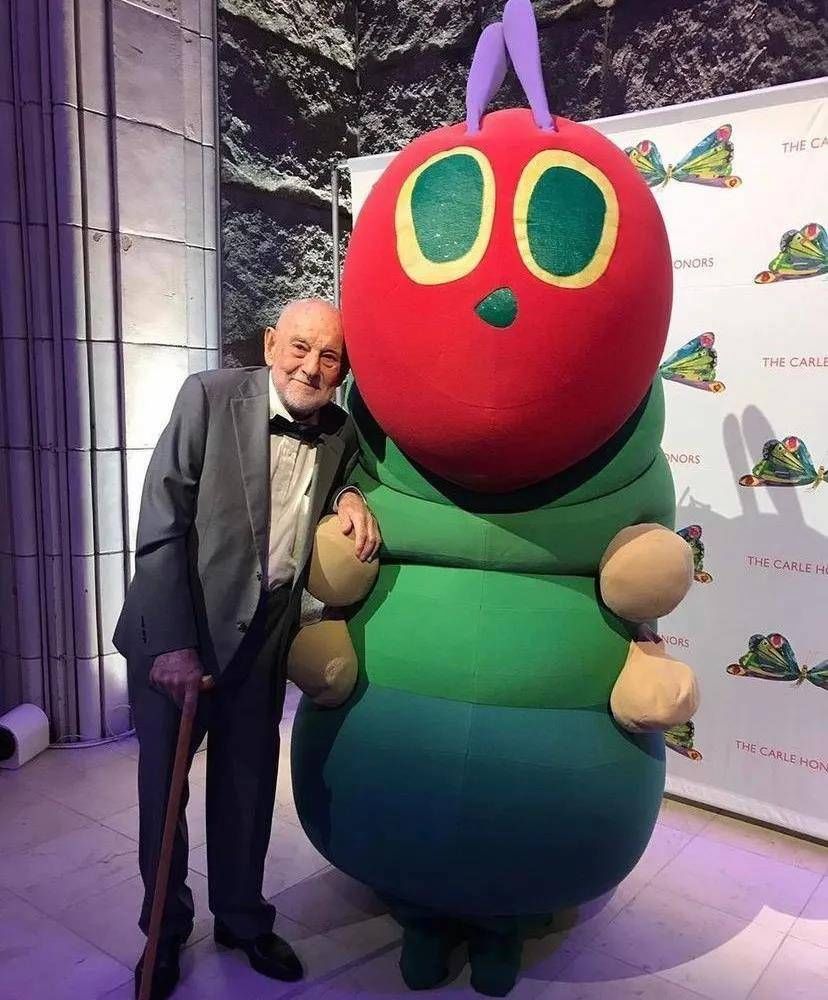 儿童剧|文末福利｜画出“你心目中的毛毛虫形象” 送亲子剧《好饿的毛毛虫秀》套票