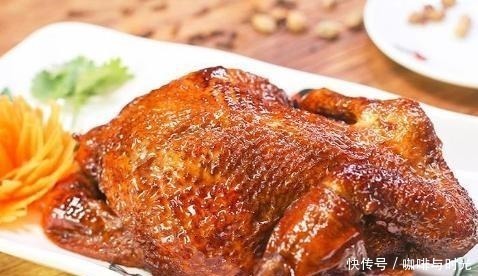 中国最著名的4大“烧鸡”,叫花鸡上榜,吃货连骨头也不放过!