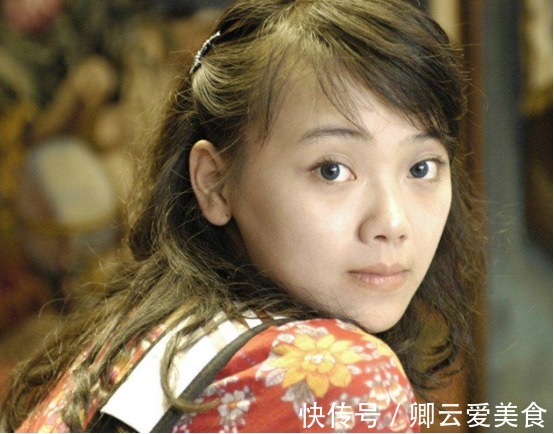 水珠&日本画家挑战冷军,一幅水中少女获得众人称赞,连水珠都画出来了