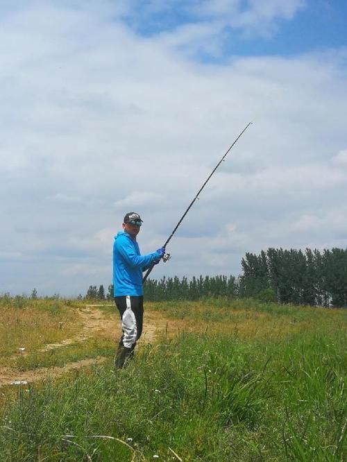 在我成功解决玉米饵料怎么用之后,来不及提竿又成了新的问题