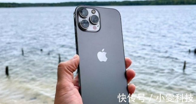 刘海|期待已久！库克终于发力：iPhone刘海或被取消，苹果更像安卓机了