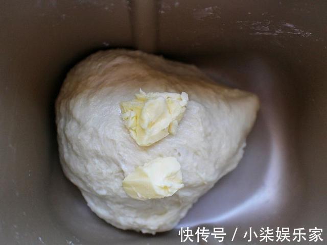 想要面包做得好，几个小诀窍要记住，松软又美味