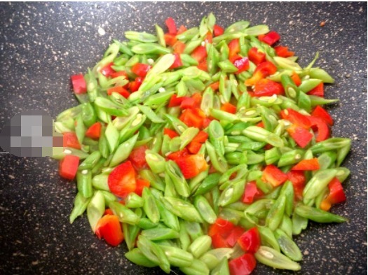 我们家最爱吃这道菜,每次做都要吃上3碗米饭,开胃又下饭