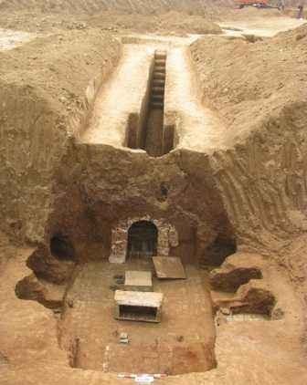 考古专家|李世民堂侄墓被盗,考古队员气得砸墙壁,结果发现130多件唐三彩