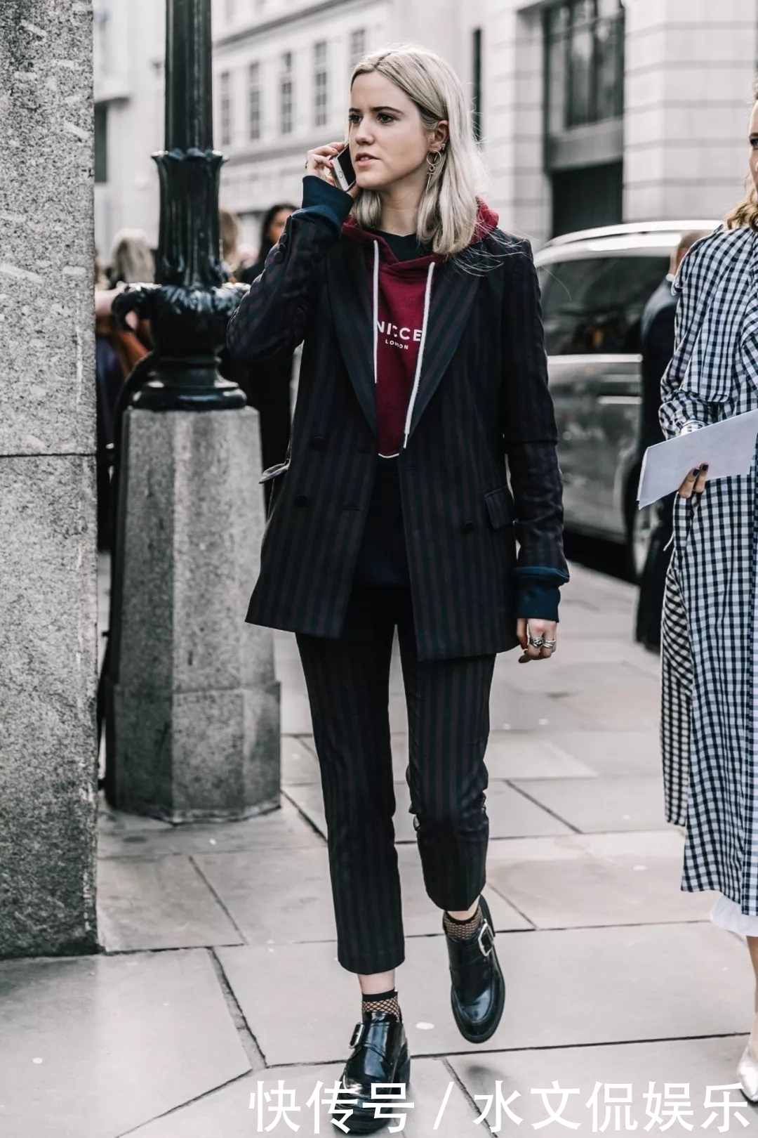 秋冬想要玩转叠穿层次感有这3件内搭你就比别人更时尚了