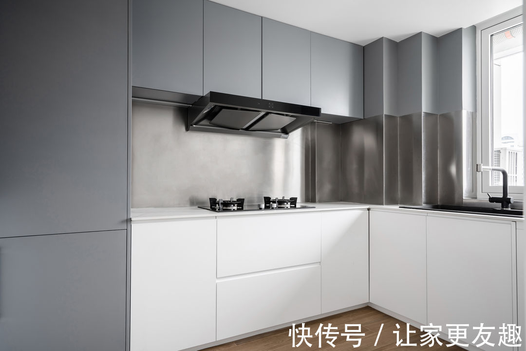 悬浮|悬浮餐厅,125㎡现代艺术博物馆之家,气质动人