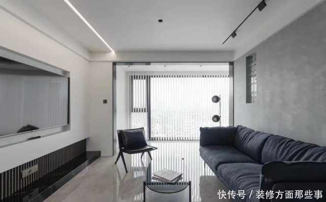 深木色|收纳美观两不误!114㎡四口之家,她家木柜暗藏这些玄机!