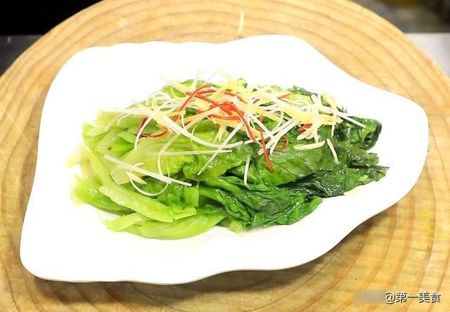 白灼生菜|饭店的白灼生菜清脆入味不发黑,到底是怎么做的,厨师长教你技巧