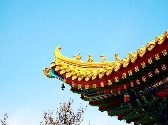 对出下联|女子上联为“洞中泉水流不尽”,三位才子对出下联,最服老和尚