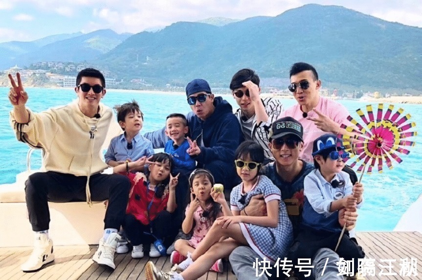 女儿|刘畊宏女儿五官长开,7岁小泡芙“月牙眼”太抢镜,小萌娃无疑了
