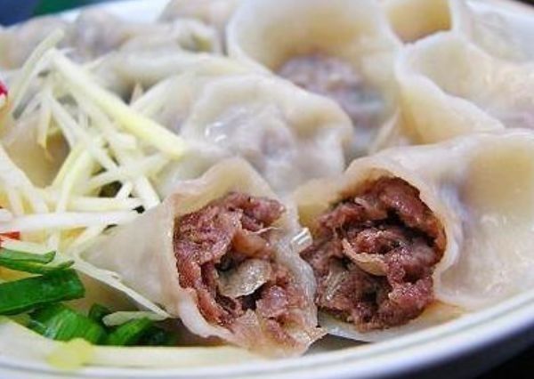 做羊肉馅饺子，放调料有讲究！教你正确做法，馅料又嫩又香无膻味