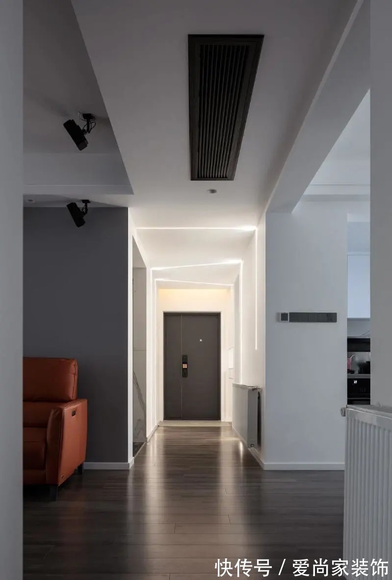 收纳|100㎡只刷乳胶漆,没有吊顶不做造型,把家装得干干净净