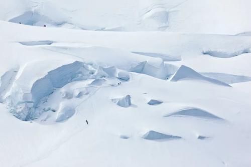 老年|去新疆滑雪就像漂浮在失重的太空中