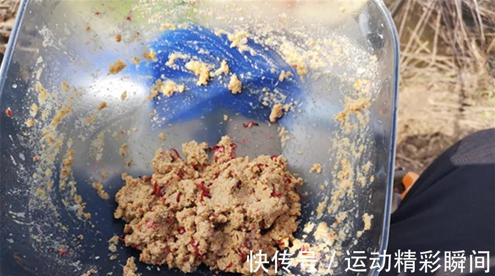 冬季钓鱼,会选窝、会用饵,连杆中鱼,真的一点都不难