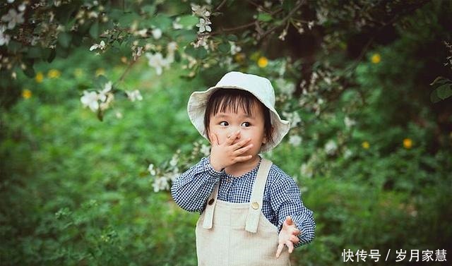 午睡|幼儿园老师晒学生“午睡照”，许多家长傻了眼谁睡在我闺女旁边