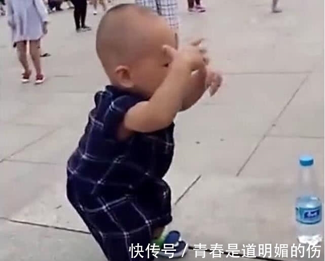 广场舞|让奶奶带娃一个月,宝妈回家后,看到眼前的画面蒙了