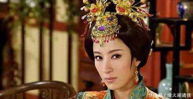 宫女|这个皇后在位仅一月,因杖责皇帝宠爱的老宫女而惨遭废黜