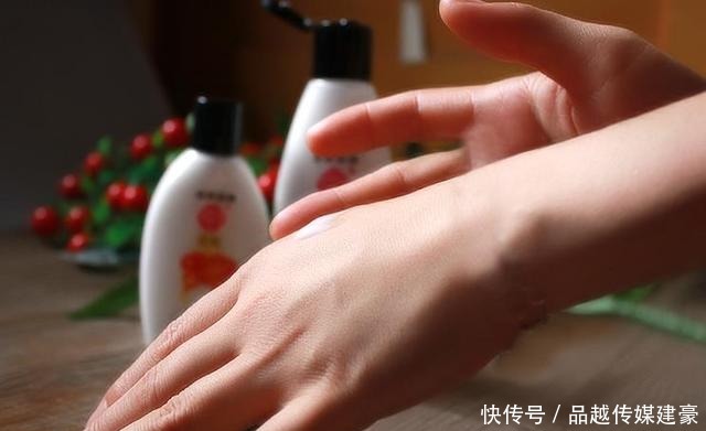 不爱买日韩货的有福了，6款超好用的国货护肤品，个个都是实力派