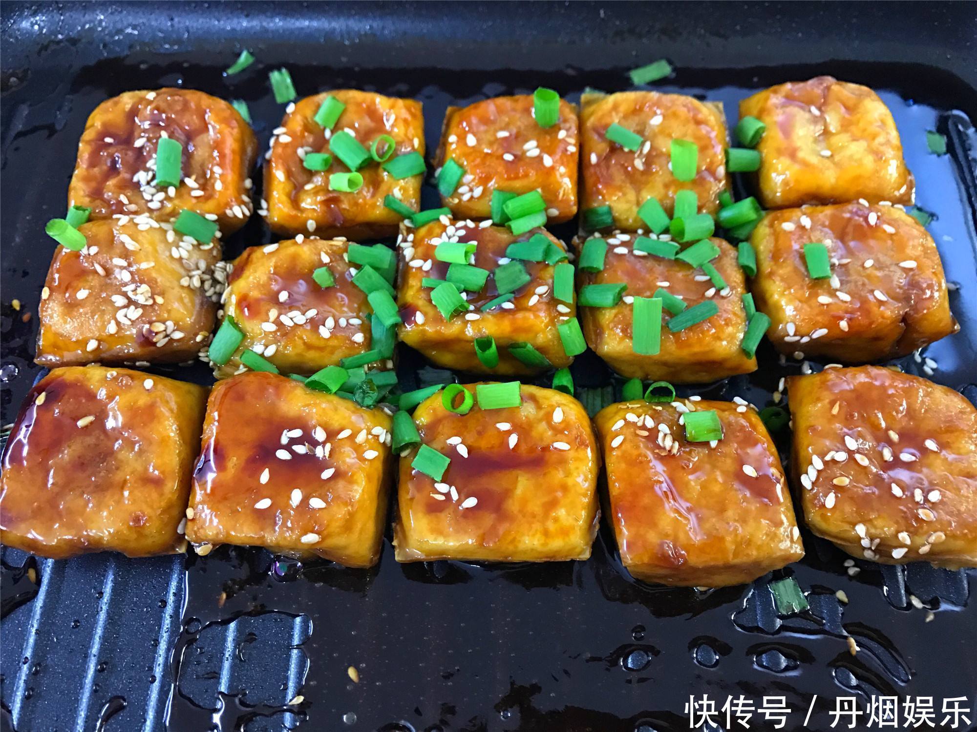  最下饭的竟是“此”，2块钱就能买到，外酥里嫩，美味可口