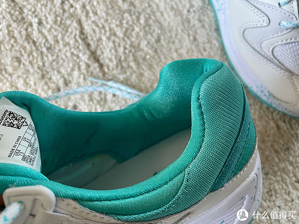 配色|Sneaker 篇一百一十八：Saucony Azura OG和Grid 8500开箱