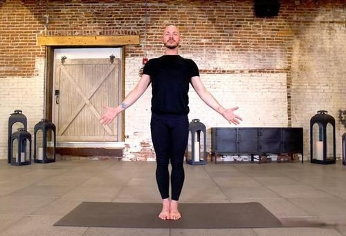 背部|膝盖疼怎么办？10个瑜伽保养动作，缓解疼痛、稳固关节！