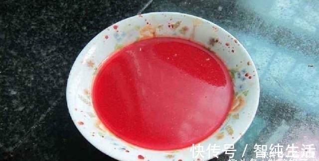 红虫|冬季钓鱼吃口太弱,这样自己做饵料,吃口强烈还能爆护