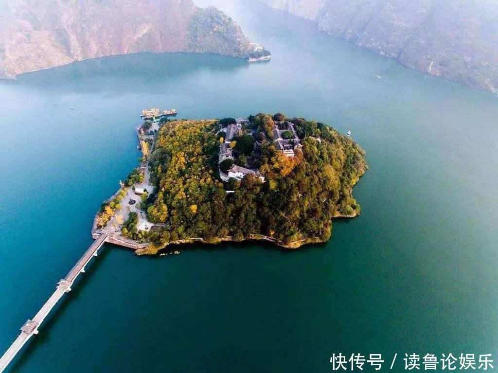 三峡大坝|中国最硬气的景区，军人24小时看守，国人免费外国人需花105元