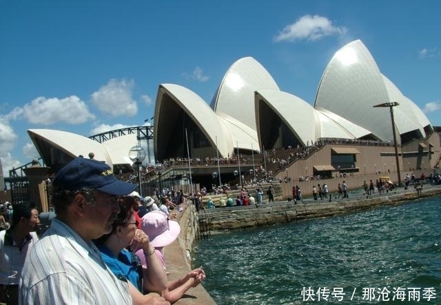 听说澳大利亚是个不会钓鱼都能钓上来鱼的地方,果然钓爆了