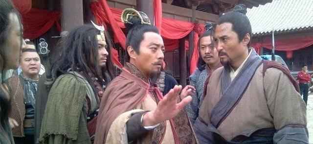 情于理!林冲用亲身经历告诉我们,若不想成人生输家,最好远离这两种朋友