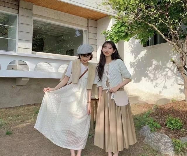 小裁 初秋用韩系风格来表达温柔气质!这3种搭配示范,时髦又知性优雅