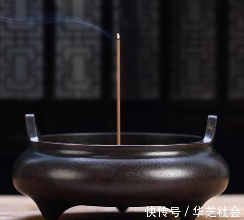 诗词@李璟李煜父子两首冷门诗词,读来回肠荡气,千年后惊艳人心