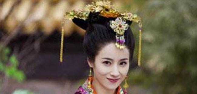 处死|公主沦为富家小姐的奴婢,叔叔复国后立即处死富家小姐!