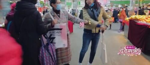 婆婆为何把陈松伶当成“夺子仇人”？不经意的五个字说出十年心结