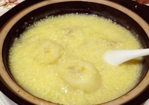 膳食纤维|香蕉和此物一起吃,皱纹少了,皮肤白了,女性不想肚子鼓鼓可试试