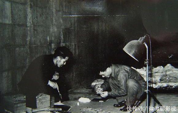 重现万历皇帝陵墓发掘现场:棺椁内摆满银锭,图4无价珍品被丢弃