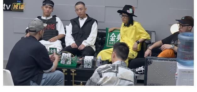 布瑞吉|《披荊斬棘的哥哥》成新版《古惑仔》，明爭暗斗不斷，陳小春心累