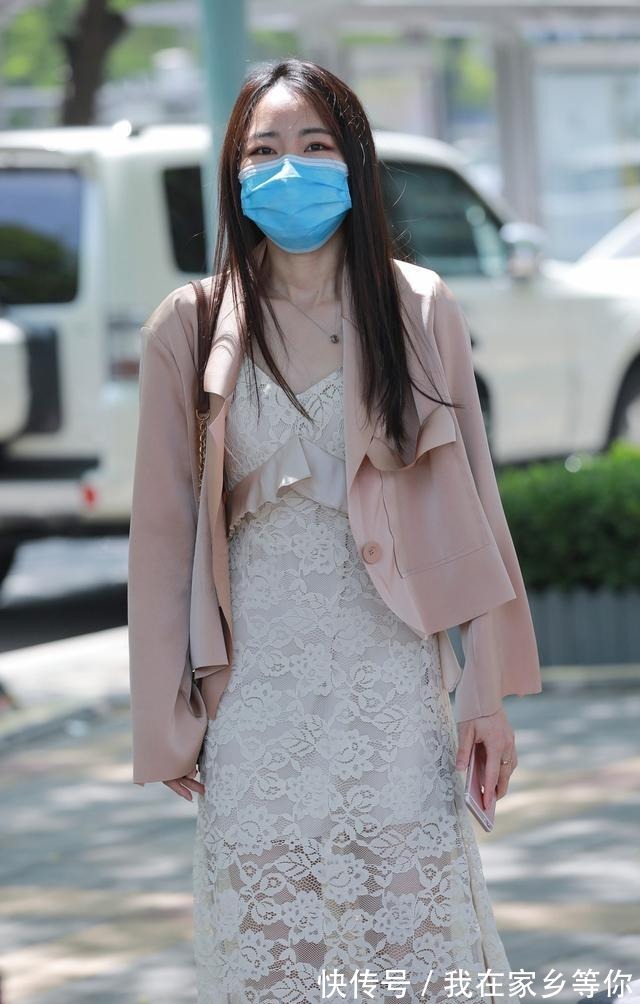 干练|西装+连衣裙，适合职业女性的气质搭配，干练利落又优雅