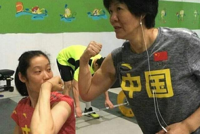 突然小臂疼痛是怎么回事