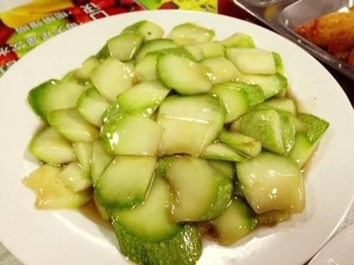 含有|女性想要皮肤好，常吃的食物，补血益气，滋养肌肤，排毒抗菌