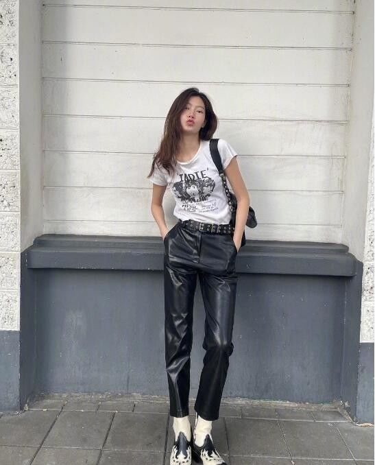 韩国麻豆Supichaya舒服慵懒休闲的日常生活穿搭