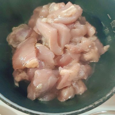 火腿肠|好吃到爆的鸡腿焖饭